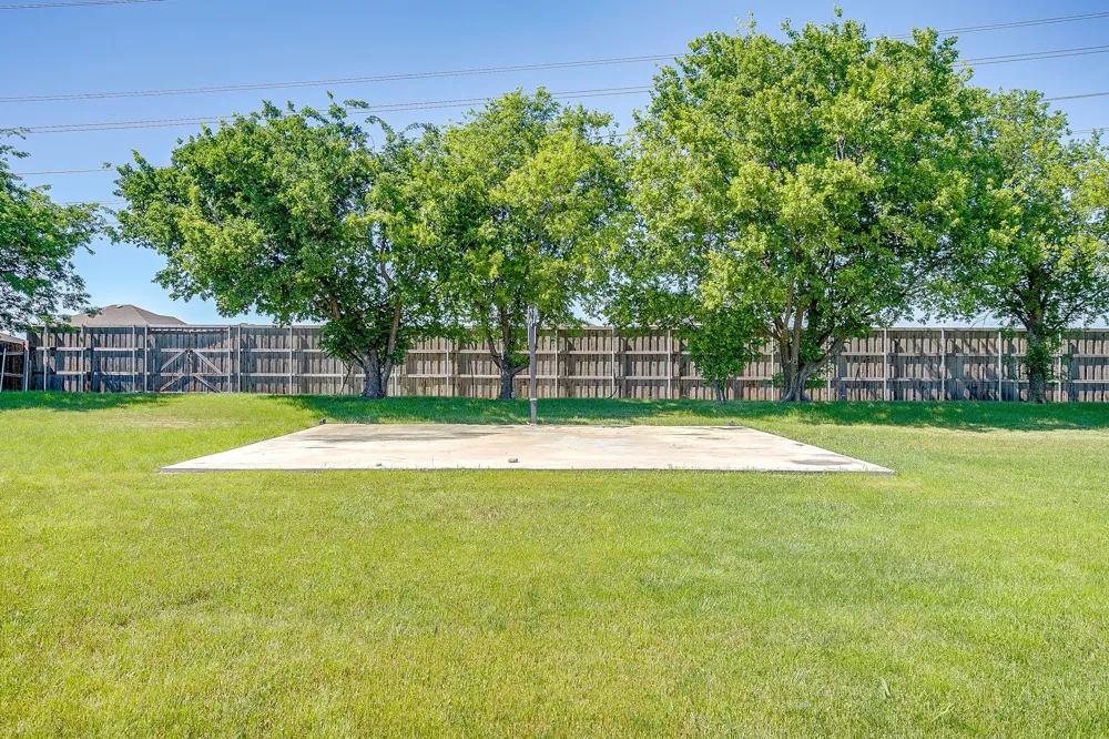 5400 Posada Drive Fort Worth, TX 76036