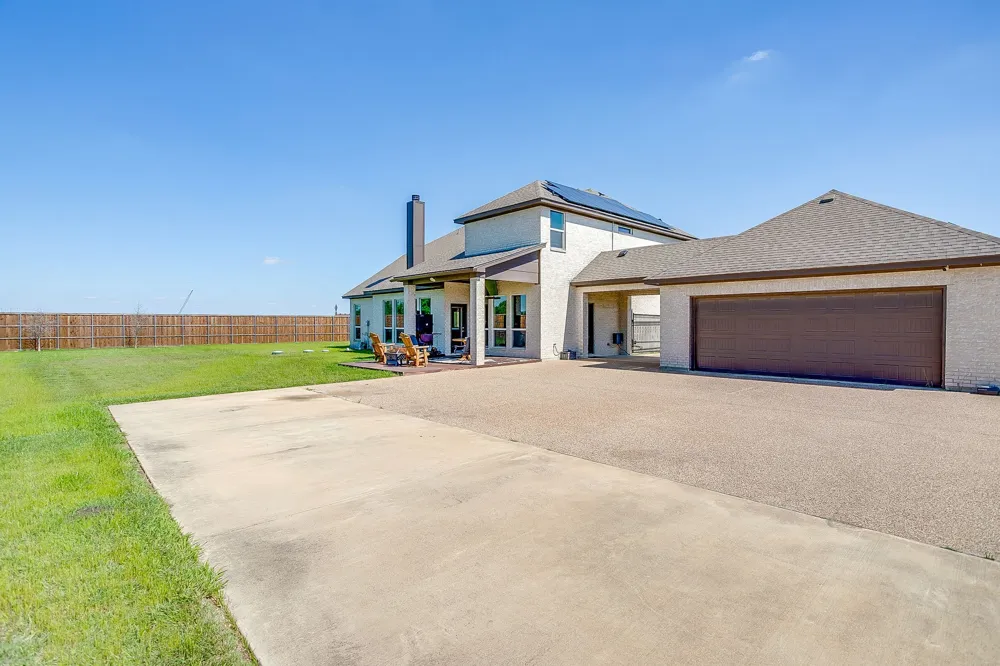 5400 Posada Drive Fort Worth, TX 76036