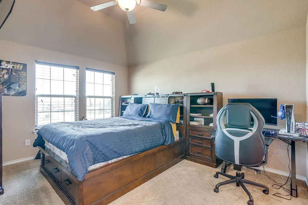 5400 Posada Drive Fort Worth, TX 76036