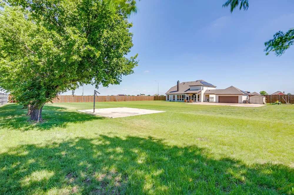 5400 Posada Drive Fort Worth, TX 76036
