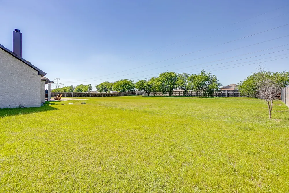 5400 Posada Drive Fort Worth, TX 76036