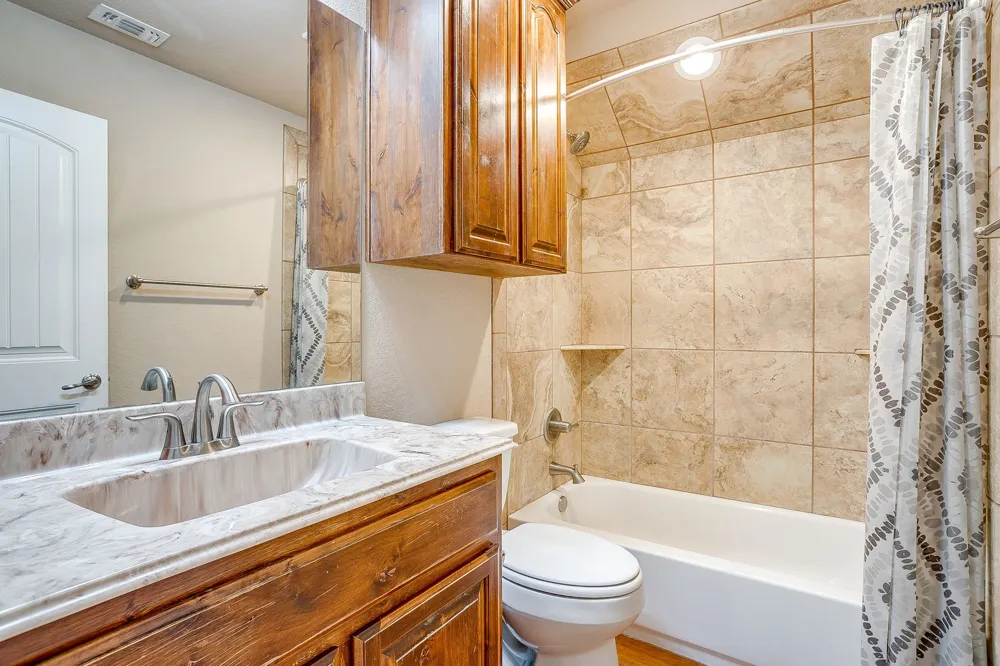 5400 Posada Drive Fort Worth, TX 76036