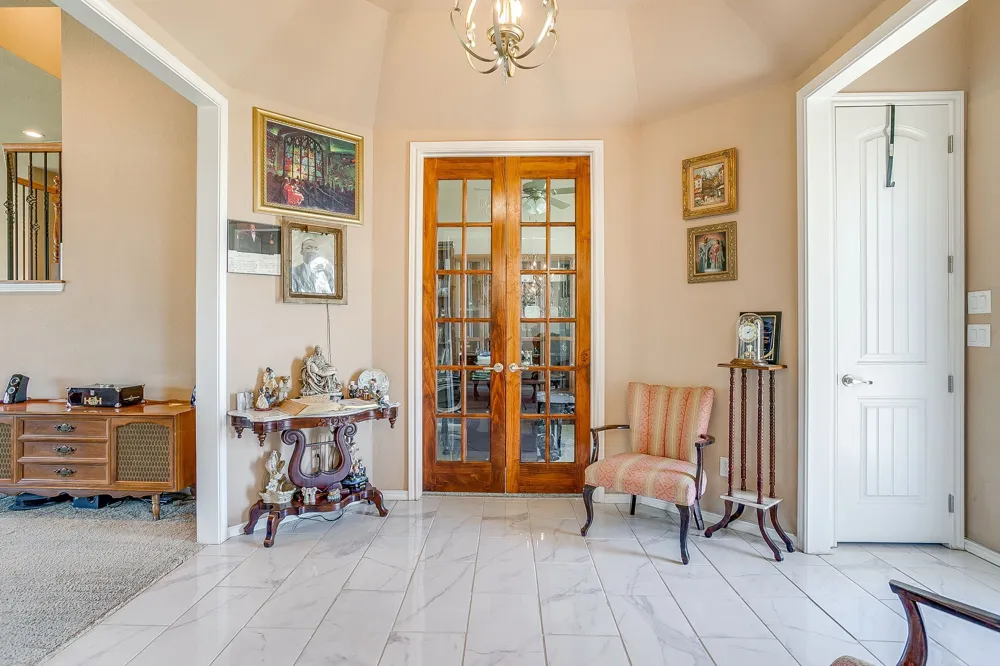 5400 Posada Drive Fort Worth, TX 76036