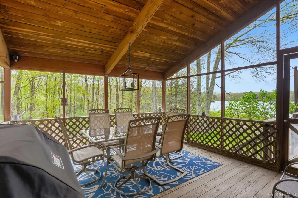 8 Division Road Wurtsboro, NY 12790