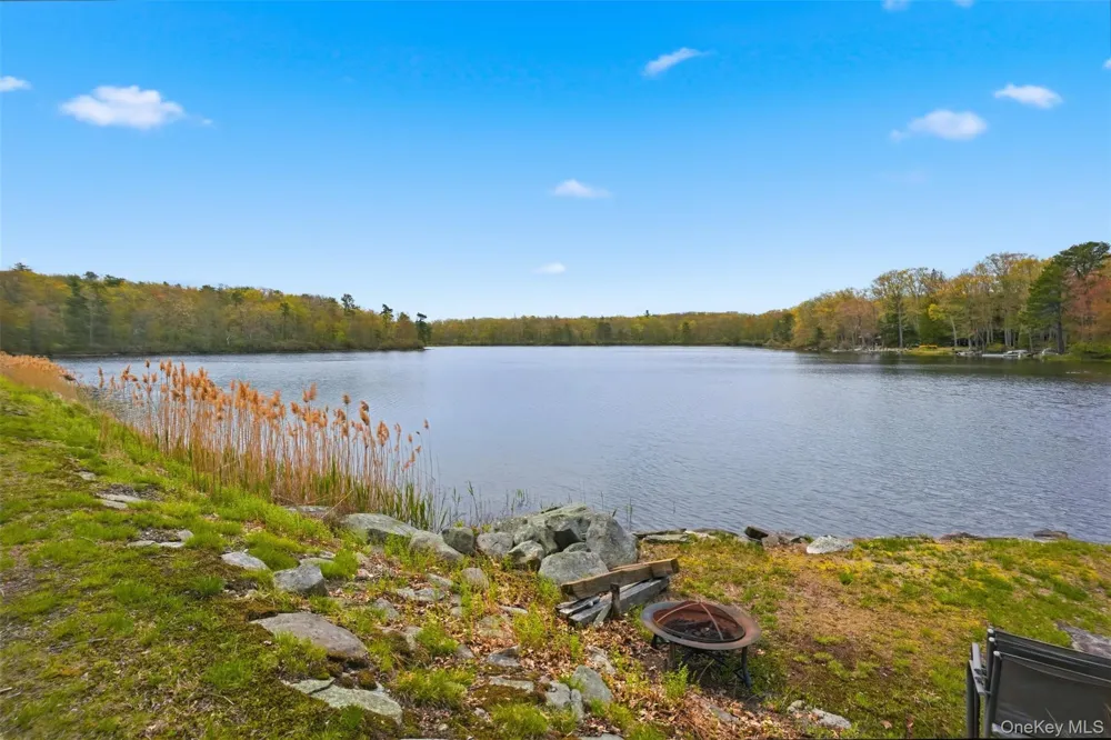 8 Division Road Wurtsboro, NY 12790