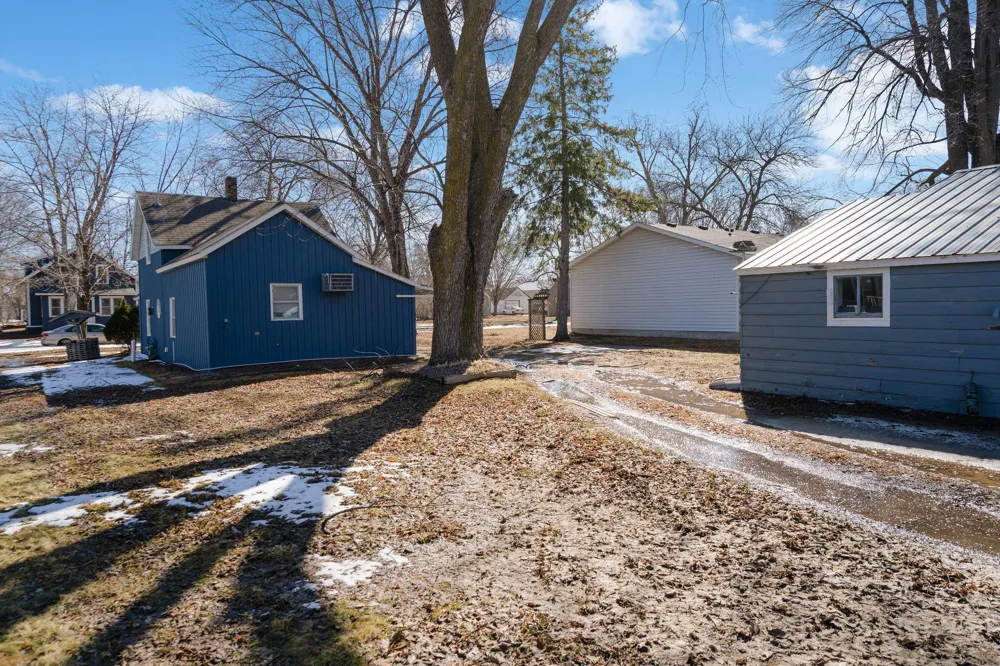 510 Monroe Street SE Hutchinson, MN 55350