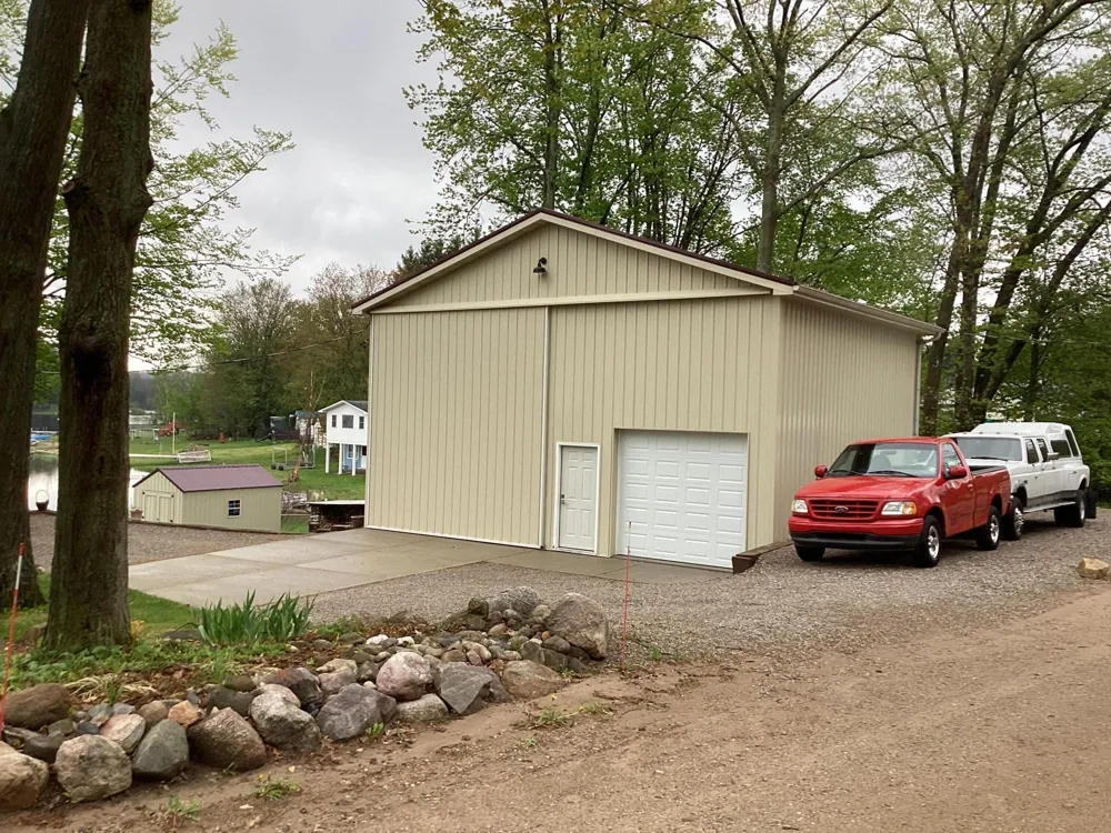 304 Eastland Drive Leroy, MI 49655