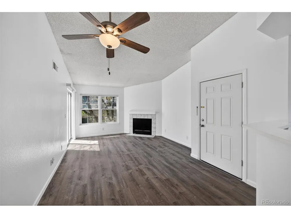 5705 W Atlantic Place #302 Lakewood, CO 80227