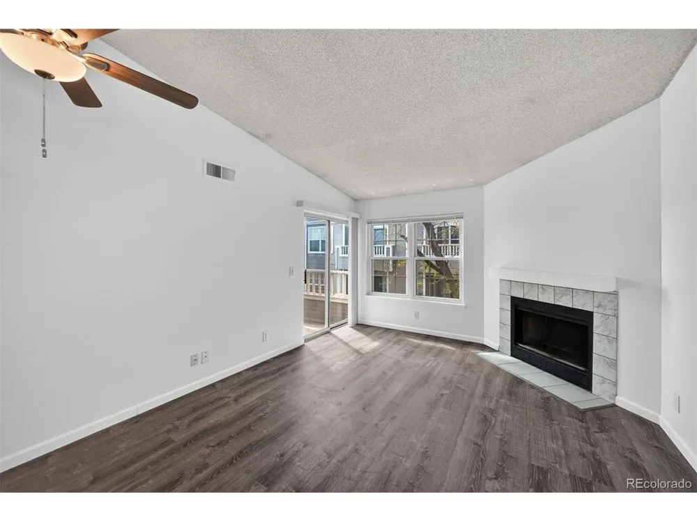 5705 W Atlantic Place #302 Lakewood, CO 80227