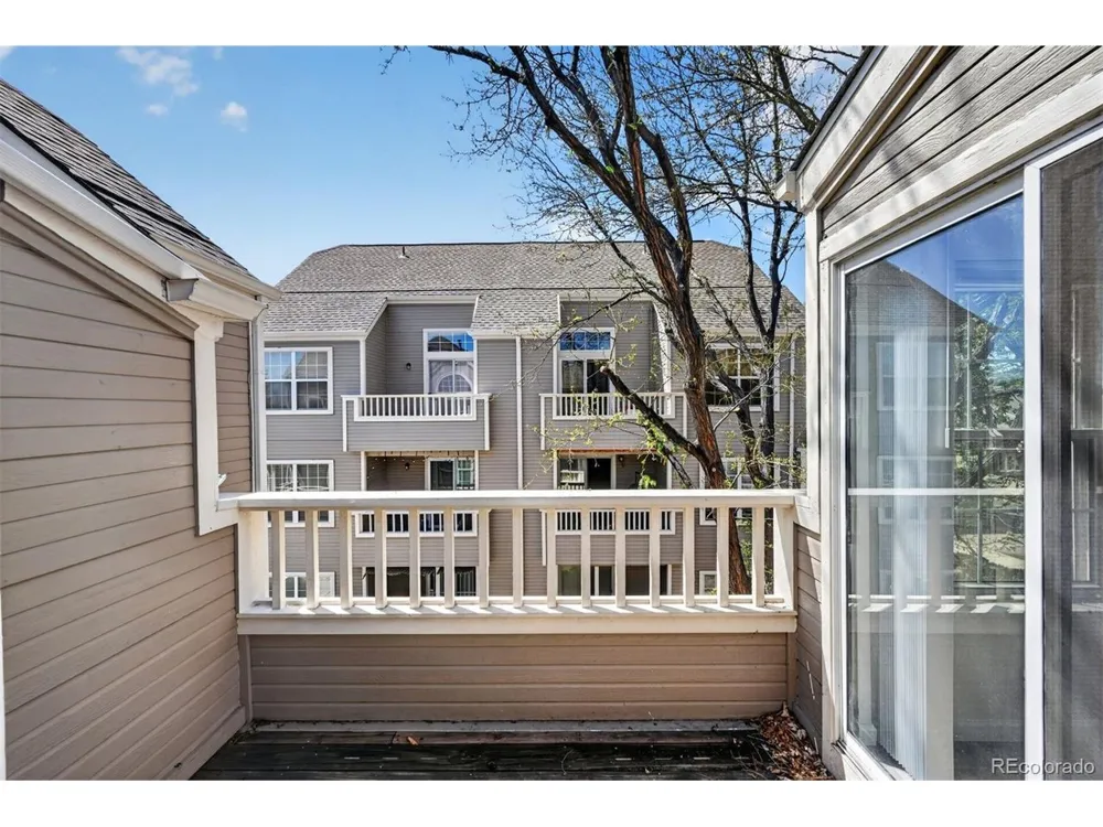 5705 W Atlantic Place #302 Lakewood, CO 80227