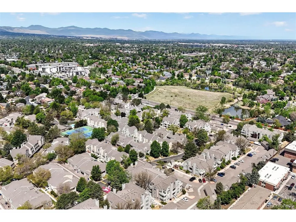 5705 W Atlantic Place #302 Lakewood, CO 80227