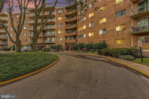 309 FLORENCE AVENUE #329-N
