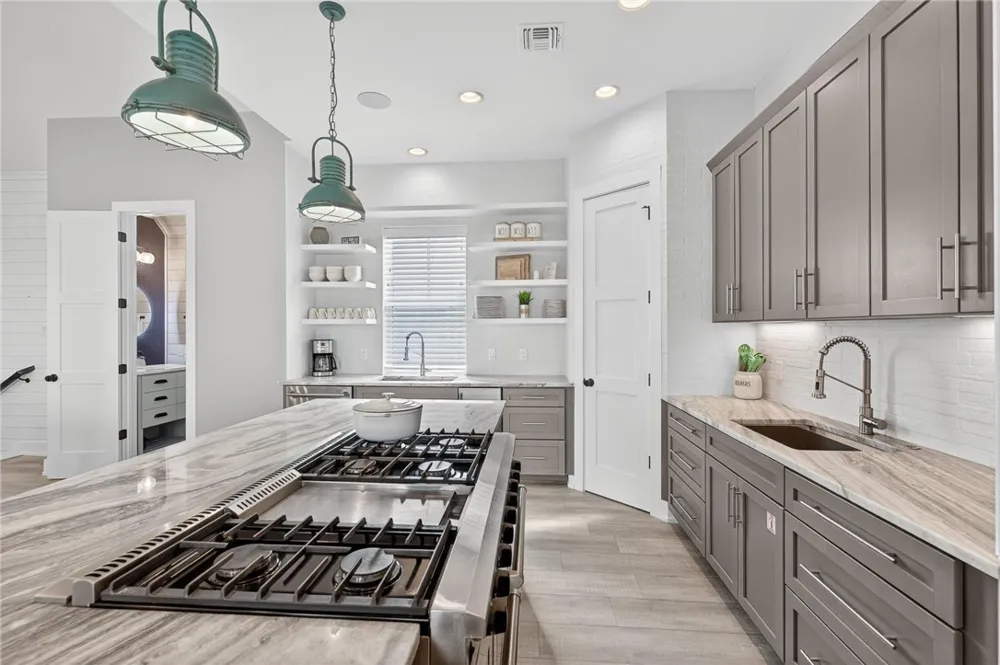 215 Laughter Lane Port Aransas, TX 78373
