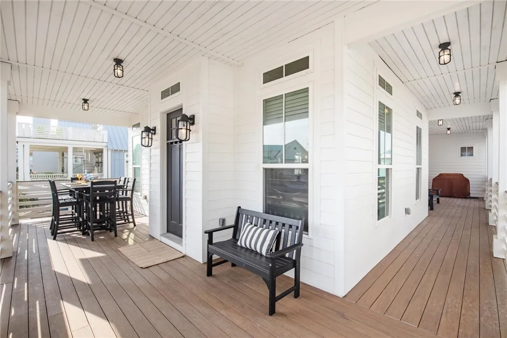 215 Laughter Lane Port Aransas, TX 78373