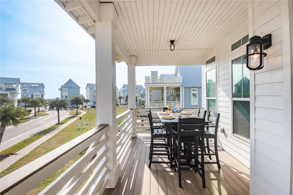 215 Laughter Lane Port Aransas, TX 78373