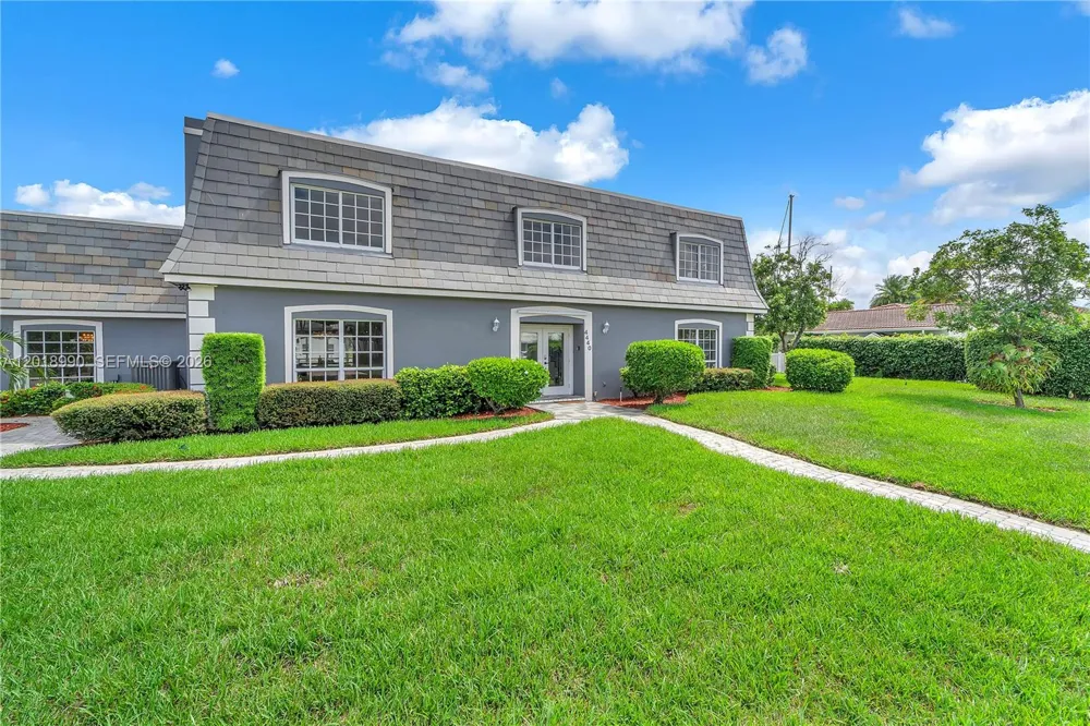 4440 NE 23rd Ave Lighthouse Point, FL 33064