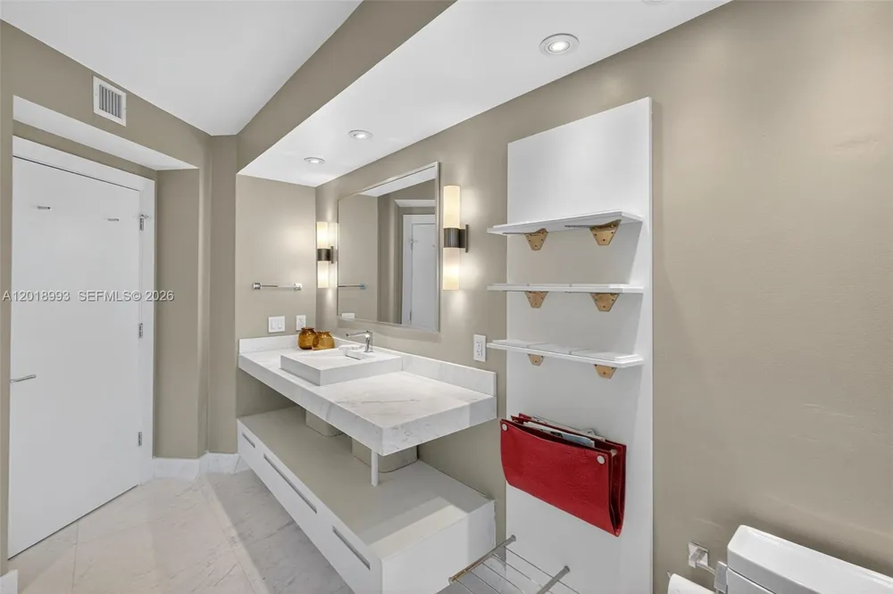 1500 Ocean Dr #507 Miami Beach, FL 33139