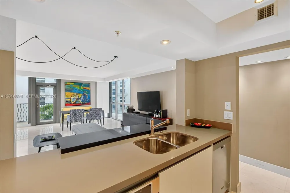 1500 Ocean Dr #507 Miami Beach, FL 33139