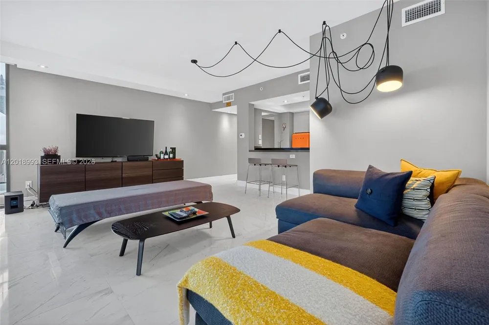 1500 Ocean Dr #507 Miami Beach, FL 33139