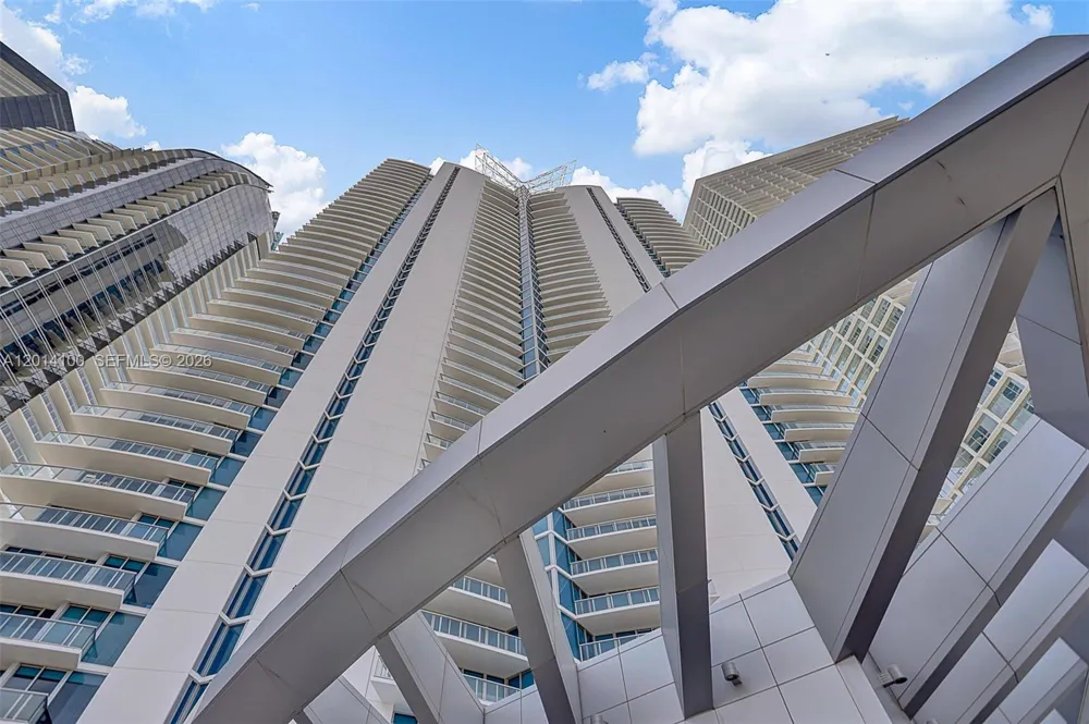 17001 Collins Ave #1006 Sunny Isles Beach, FL 33160