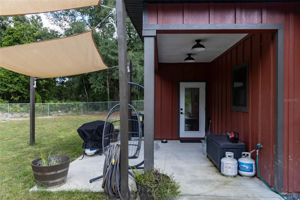 8031 NW 172ND LANE Fanning Springs, FL 32693