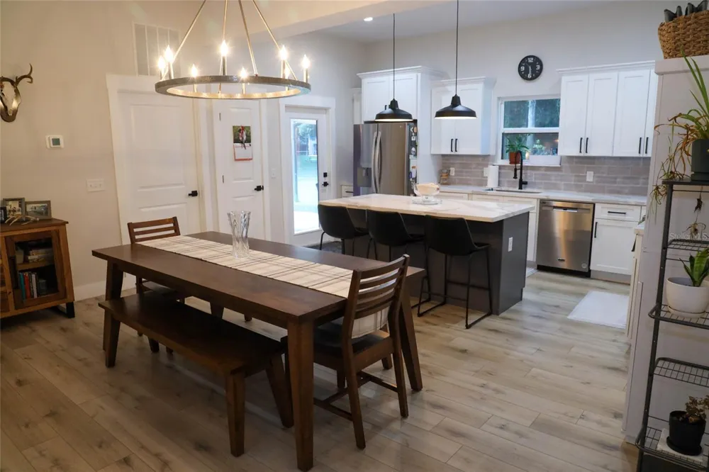 8031 NW 172ND LANE Fanning Springs, FL 32693