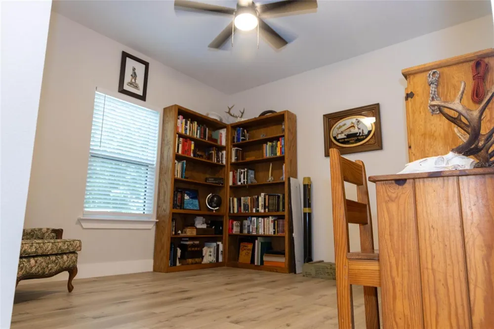 8031 NW 172ND LANE Fanning Springs, FL 32693