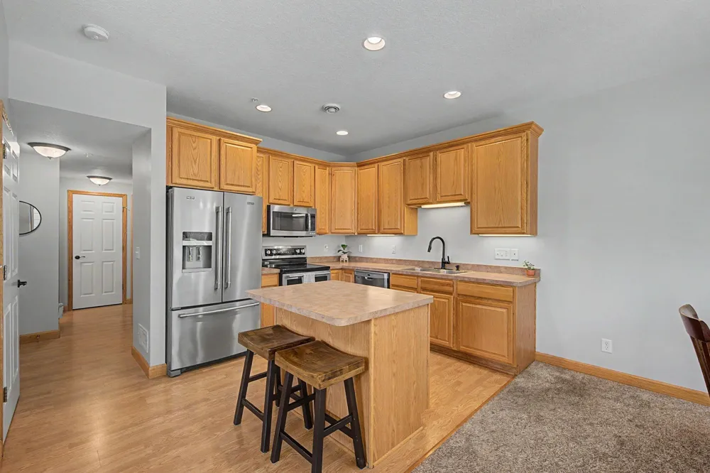 9202 Spirit Hills Road Monticello, MN 55362