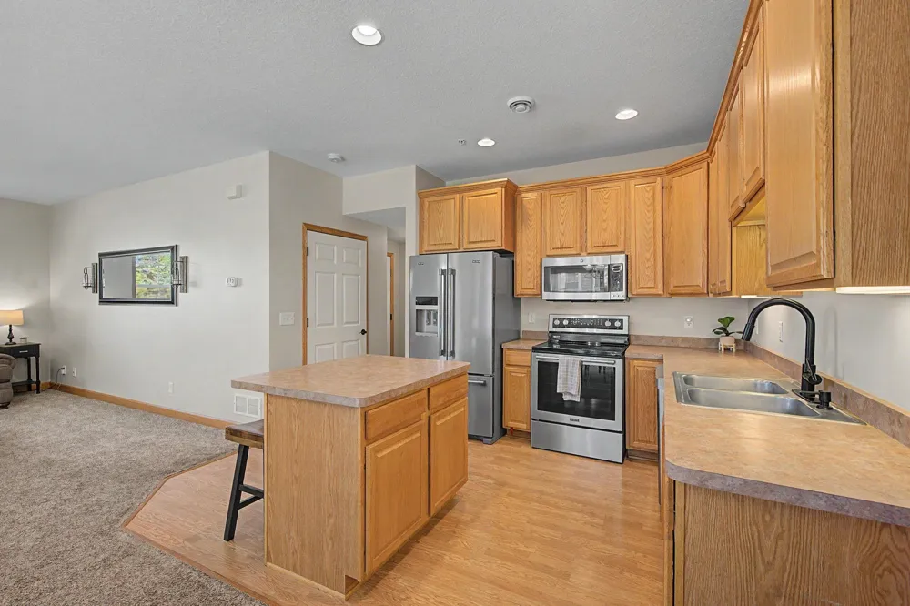 9202 Spirit Hills Road Monticello, MN 55362