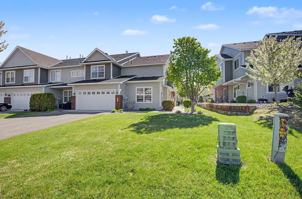 9202 Spirit Hills Road Monticello, MN 55362