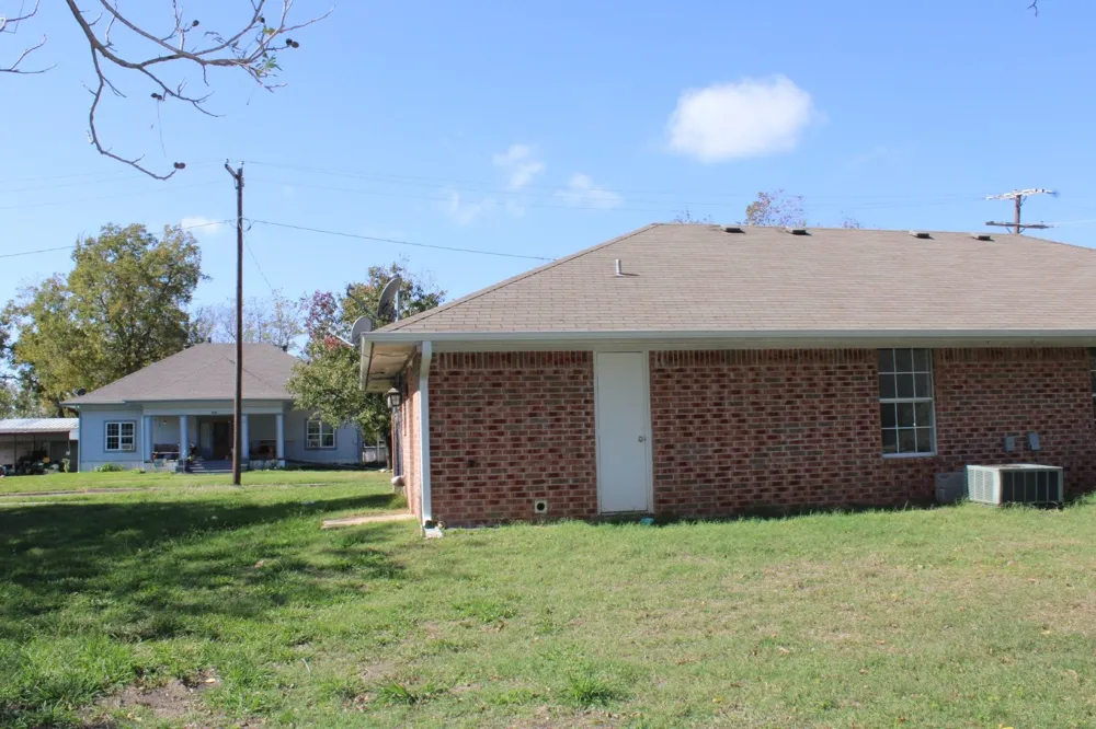 701 SW 1st Street Cooper, TX 75432