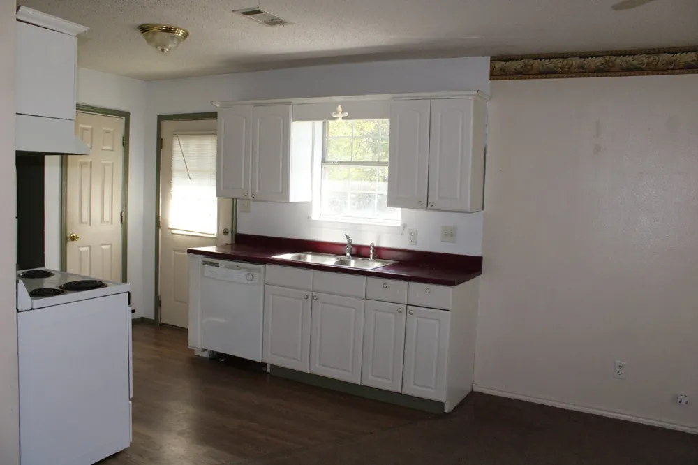 701 SW 1st Street Cooper, TX 75432