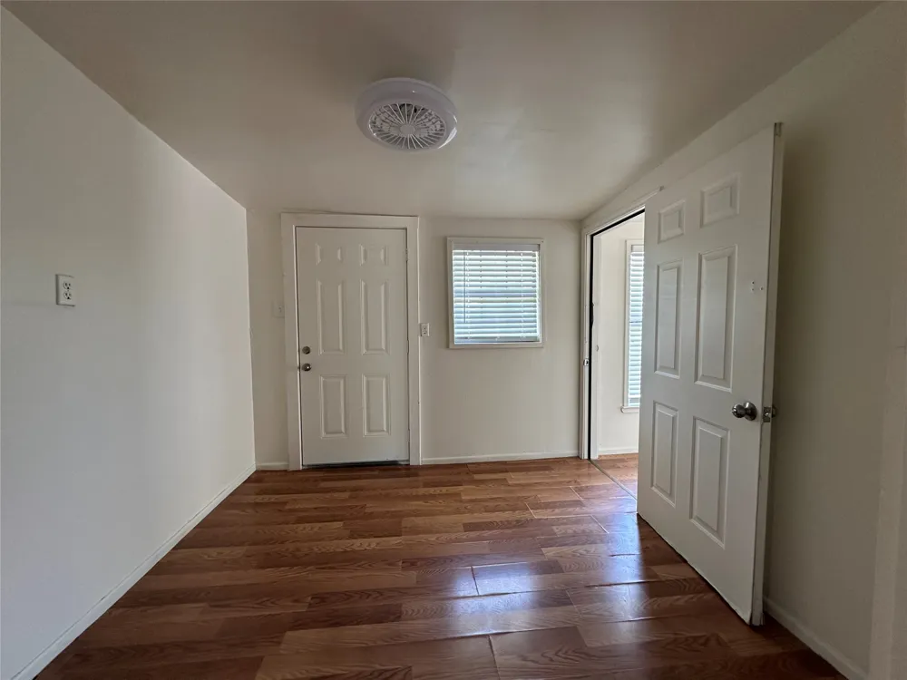 502 W Paine Avenue Comanche, TX 76442
