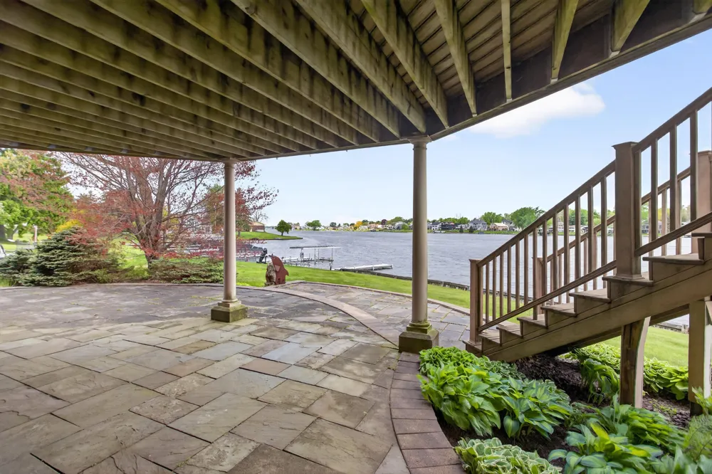 332 Riviera Drive Brooklyn, MI 49230