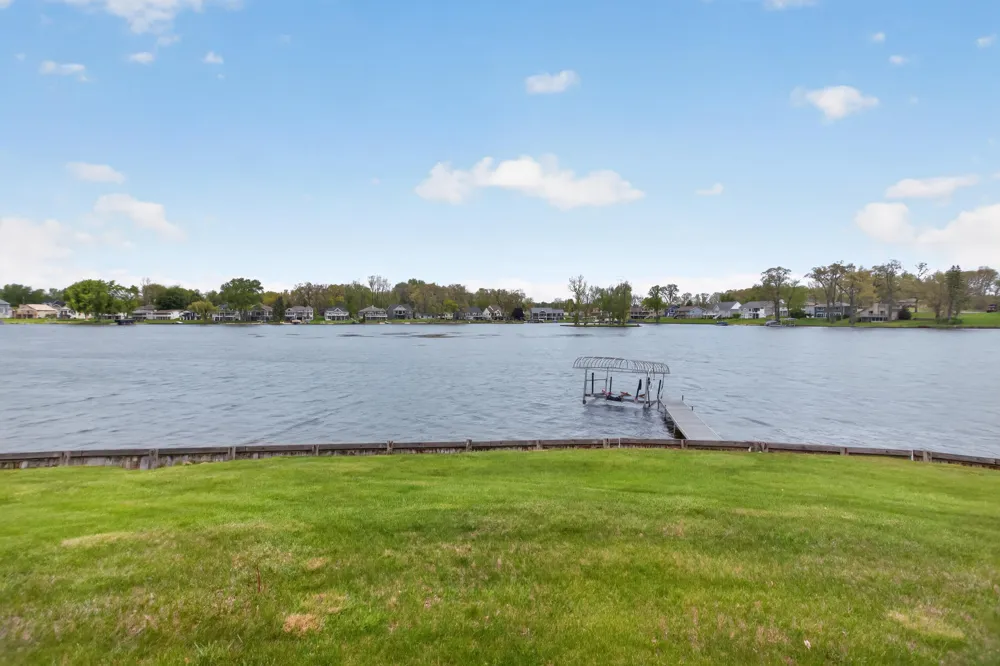 332 Riviera Drive Brooklyn, MI 49230