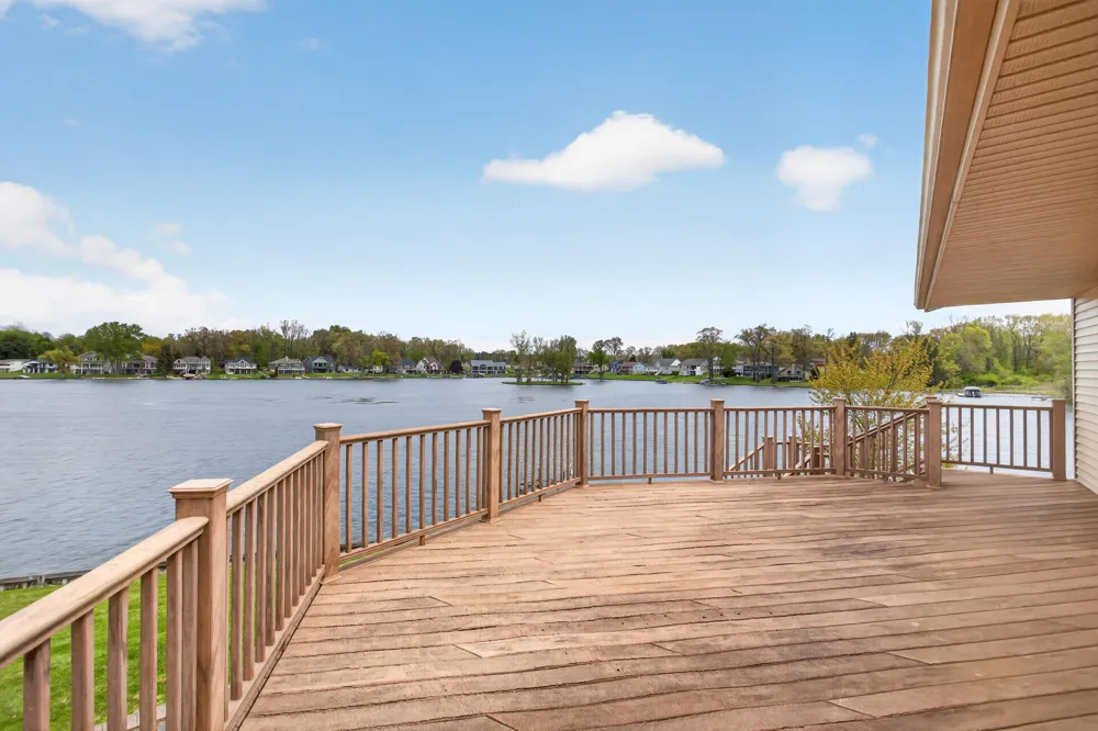332 Riviera Drive Brooklyn, MI 49230
