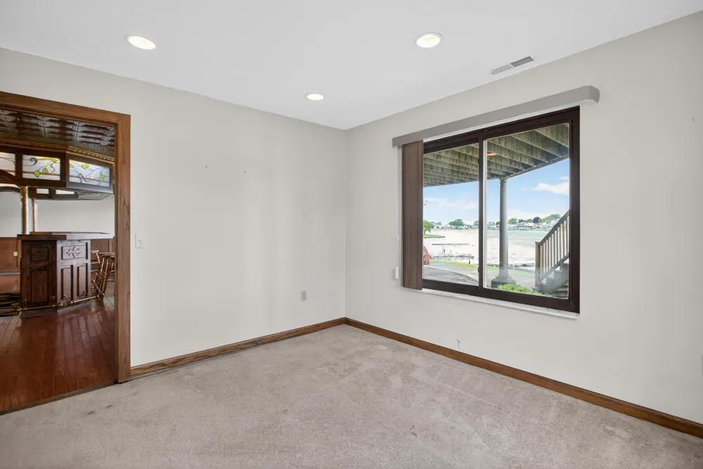 332 Riviera Drive Brooklyn, MI 49230