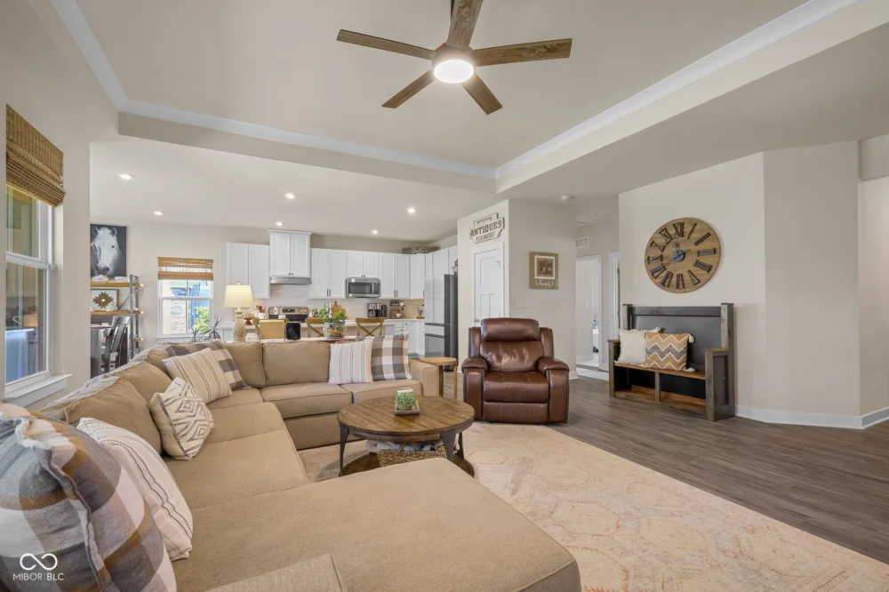 245 Bohicket Road Whiteland, IN 46184