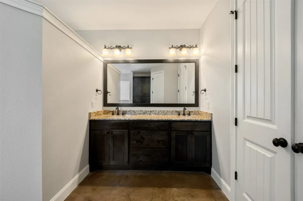 247 River Bend Trail Combine, TX 75159