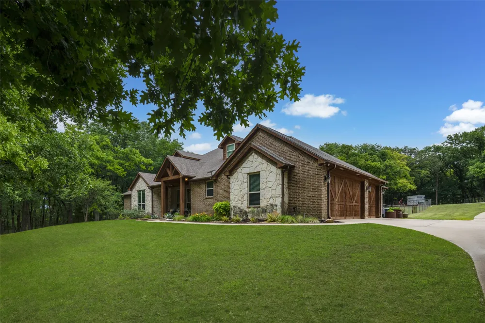 247 River Bend Trail Combine, TX 75159