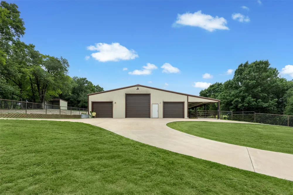 247 River Bend Trail Combine, TX 75159