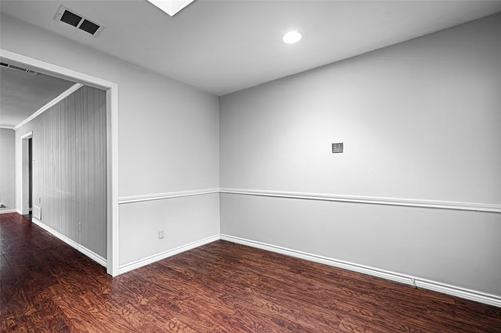 614 Brookfield Drive Garland, TX 75040