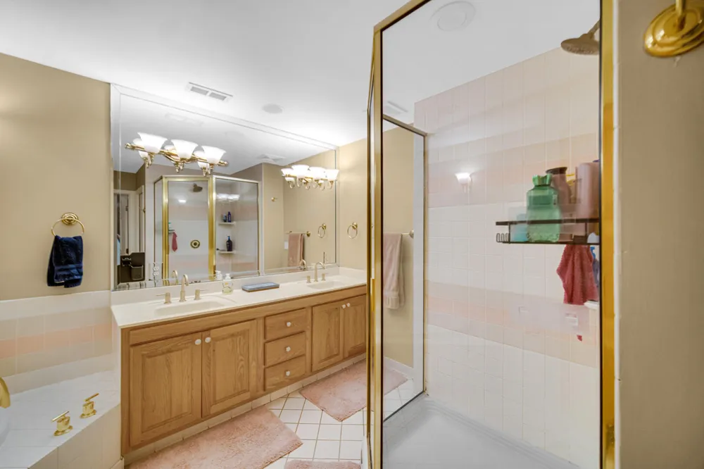 1077 Mission Hills Court Chesterton, IN 46304