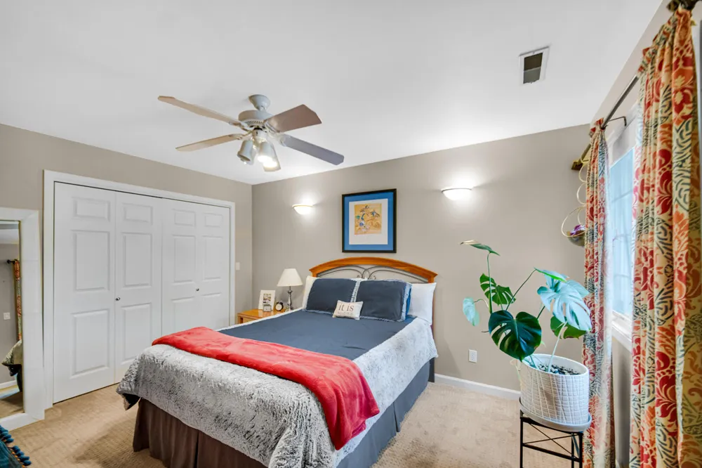 1077 Mission Hills Court Chesterton, IN 46304
