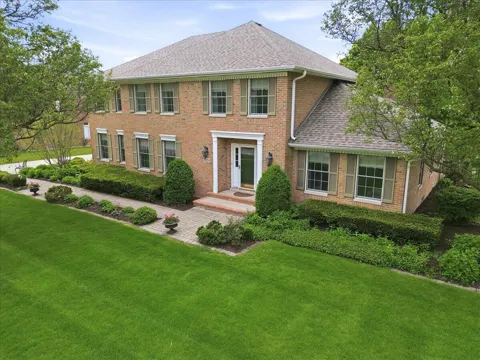 10204 Devonshire Lane