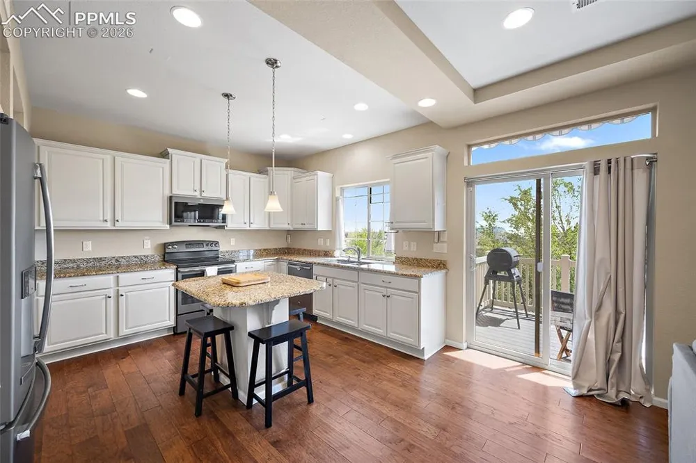 8345 Longleaf Lane Colorado Springs, CO 80927