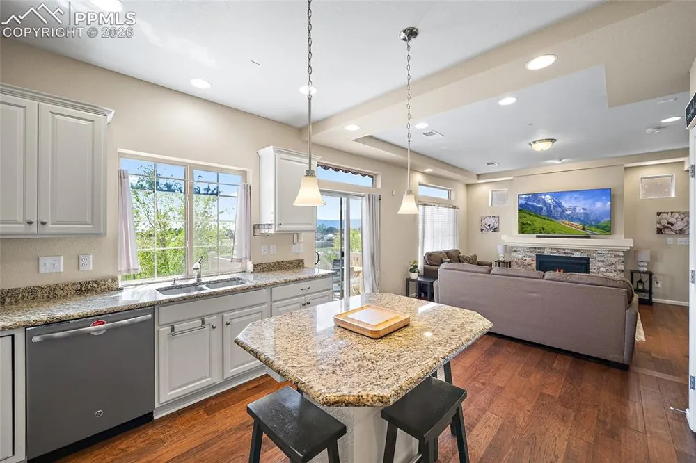 8345 Longleaf Lane Colorado Springs, CO 80927