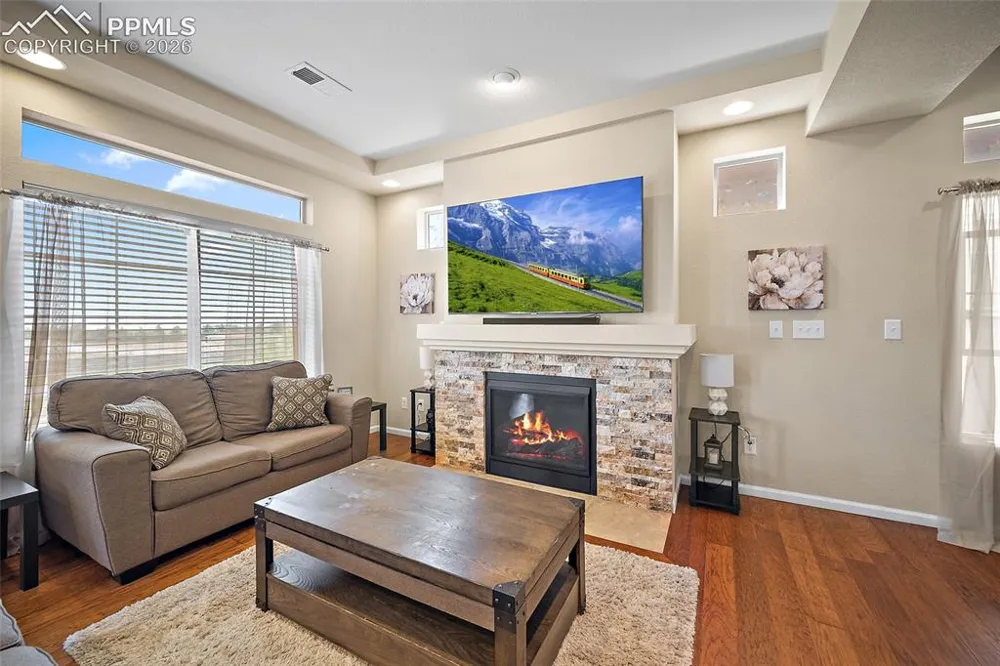 8345 Longleaf Lane Colorado Springs, CO 80927