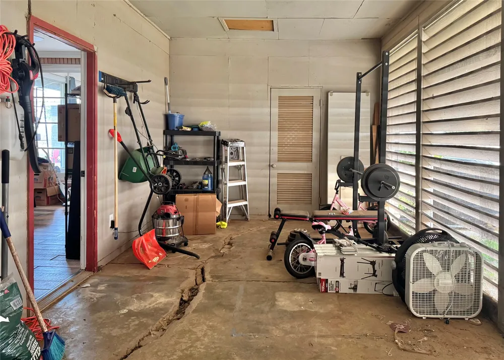 1807 Crowell Highway Quanah, TX 79252