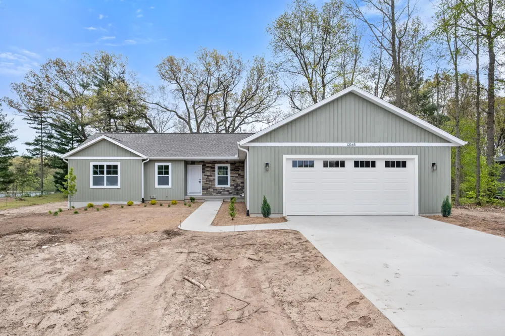 12165 Pine Meadows Drive Wayland, MI 49348